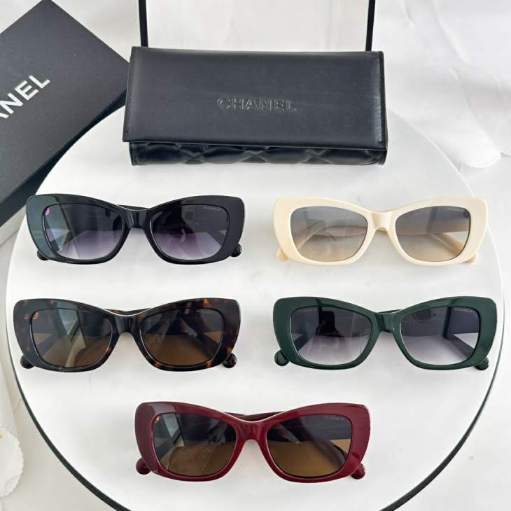 Picture of Chanel Sunglasses _SKUfw76720544fw